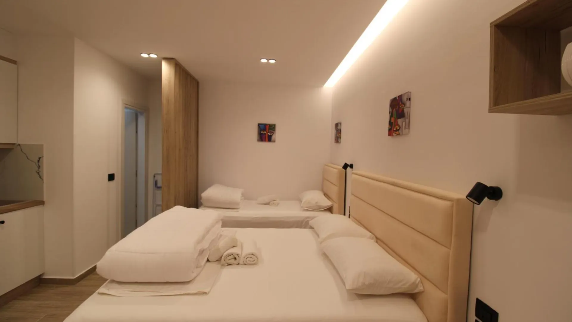 Reni Risi Deluxe Studio Sarande 0*,